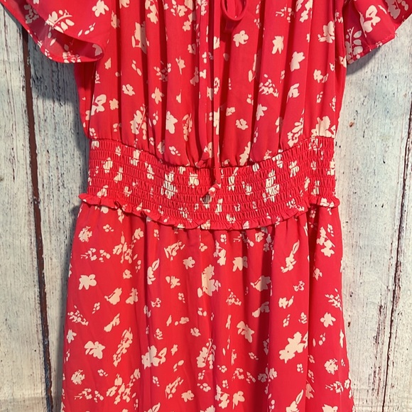 NWT Pink Floral midi Dress from Sienna Sky - Picture 4 of 9